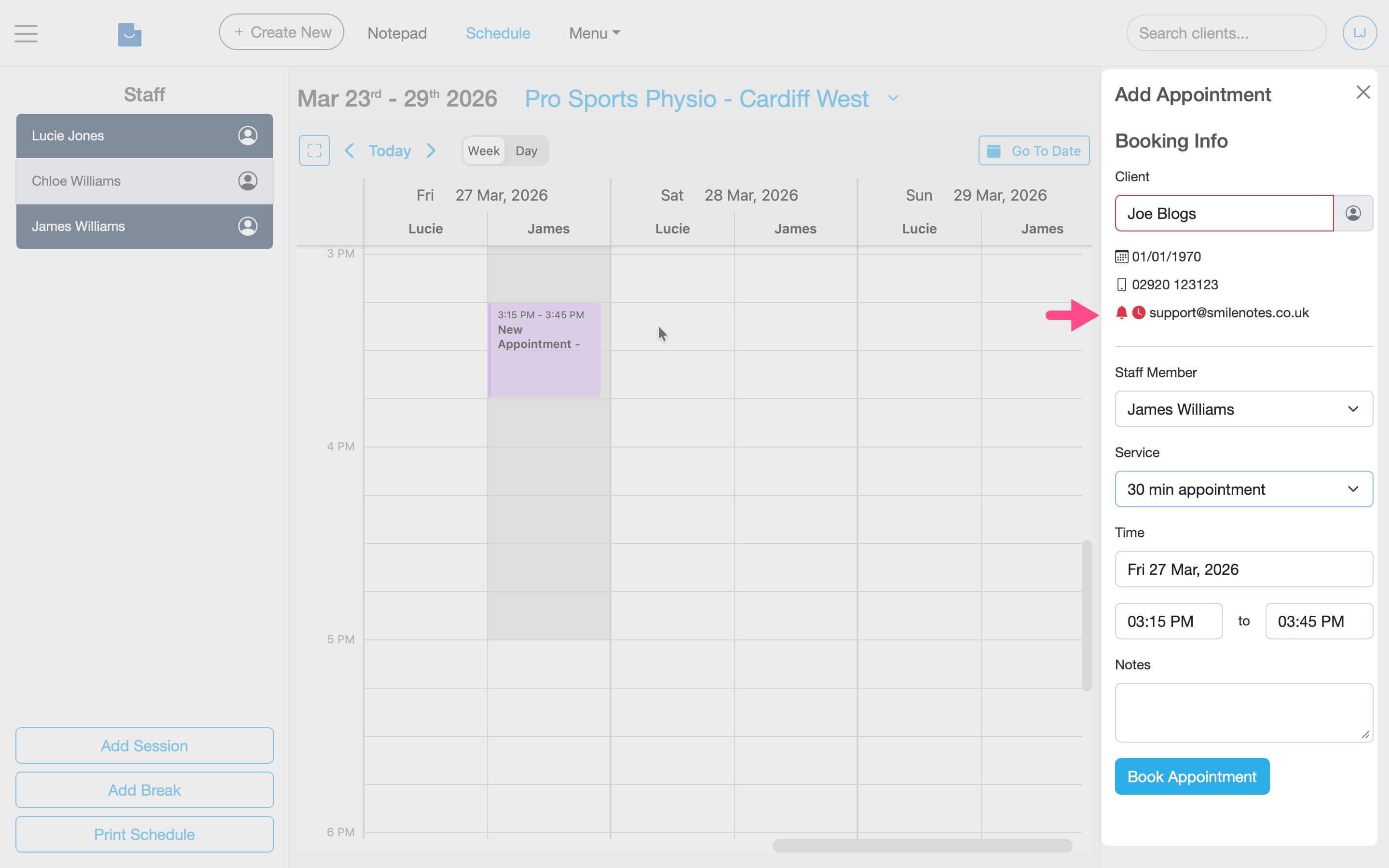 Appointment booking panel in the Smilenotes calendar showing reminder email indicators next to the client's email address